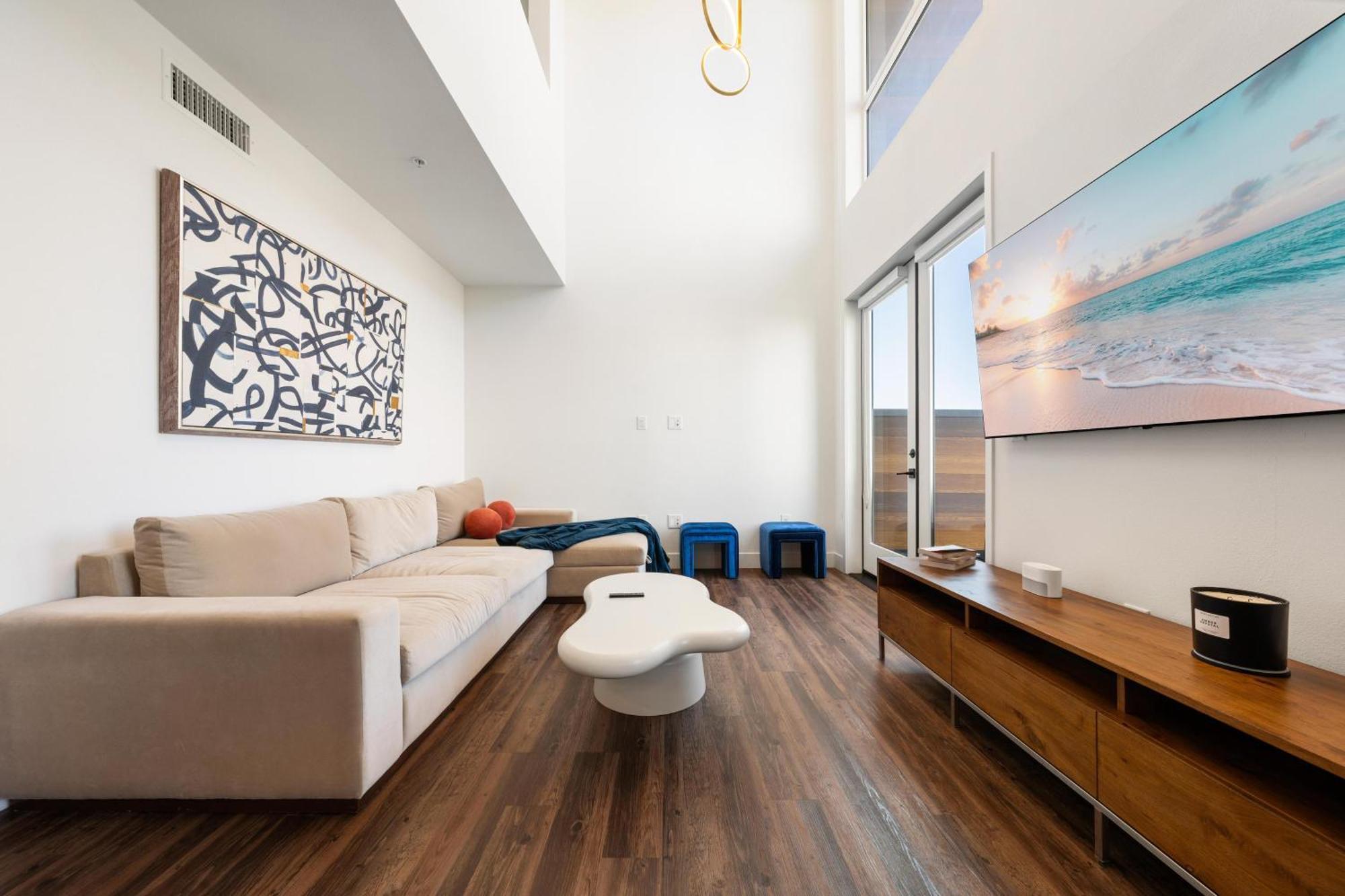 Apartamento Sky-high Elegance Waterfront Penthouse 4 Beds